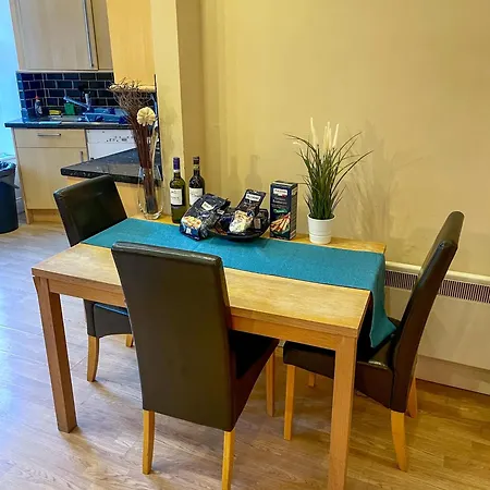 Spacious Next To Royal Mile Апартаменты Эдинбург