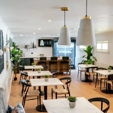 Grove House 3* エディンバラ