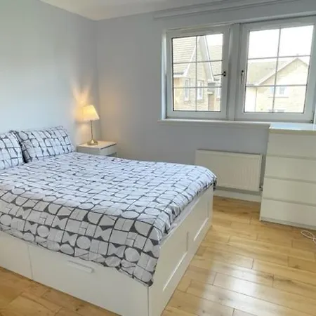 Ensuite Double With Private Parking Edinburgh