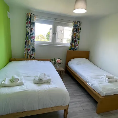 Citylink Retreat With Metro Access, Free Parking, Near Airport Lejlighed Edinburgh