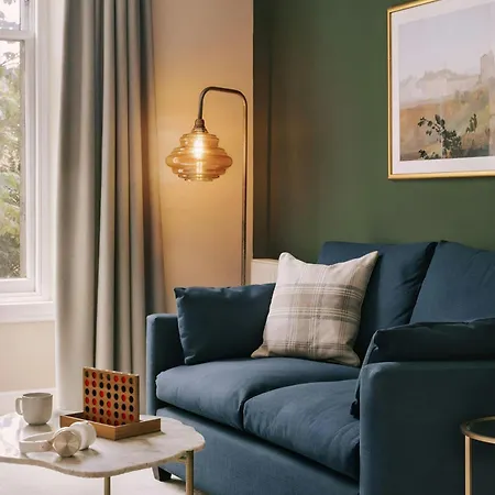 Lejlighedshotel Thistle Royal Garden 4*