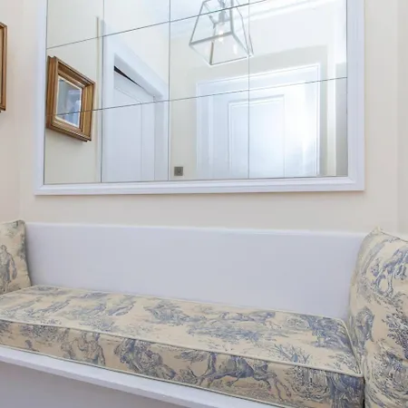 Apartamento Joivy Gorgeous Georgian Flat In New Town *