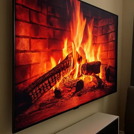 Comfy Two Bedroom Flat Апартаменты Эдинбург