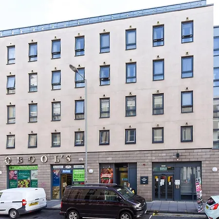 Lägenhet Living At Lady Nicolson Court Edinburg