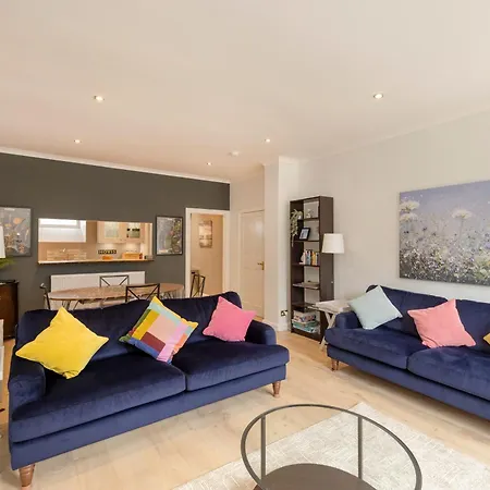The Old Bakery Apartment Edinburgh