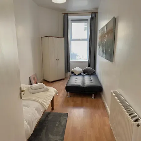شقة 2 Bedroom Cosy Ground Floor Flat إدنبرة