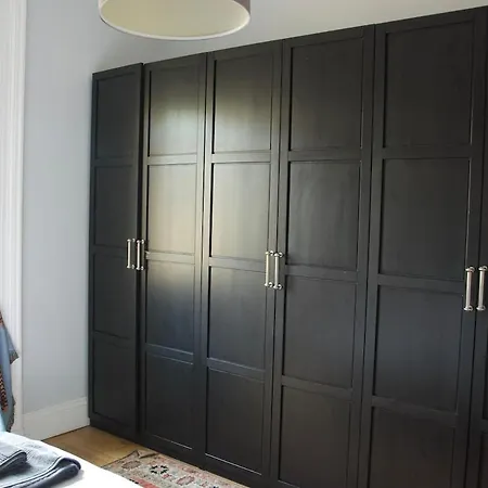 Victorian With Car Parking In Driveway, Murrayfield Эдинбург