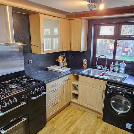 Duddingston 9 Bedroom House - Edinburgh