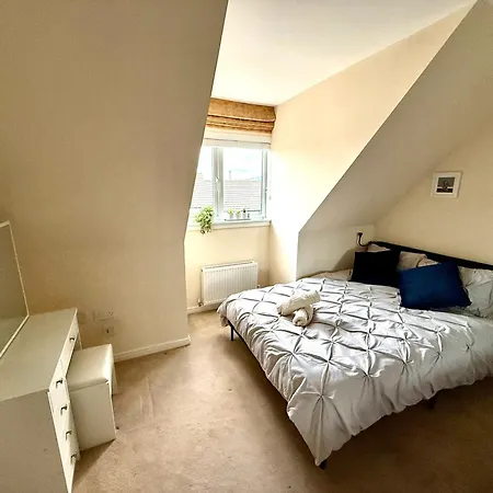 Prázdninový dům Torwood Townhouse - Superfast Wifi, Contractor Friendly With Free Parking *