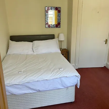 Central, Cafe Society Around The Corner, Barony Street * Эдинбург