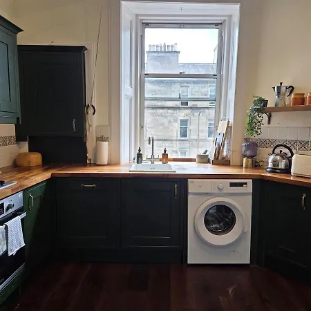 דירה Montgomery Mews In Leith אדינבורו