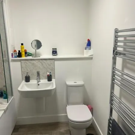 아파트 1 Bedroom Flat *