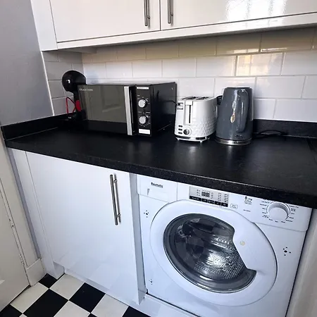 Apartment Centre - George Square