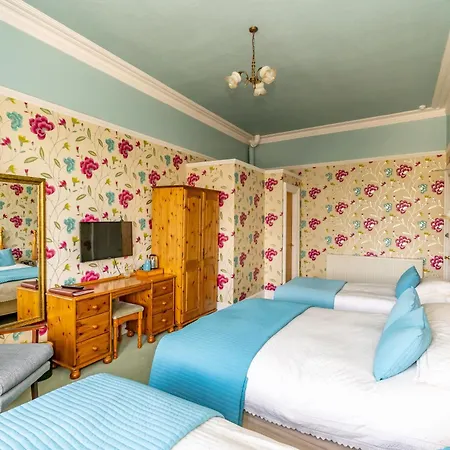 The Gifford 招待所 4*