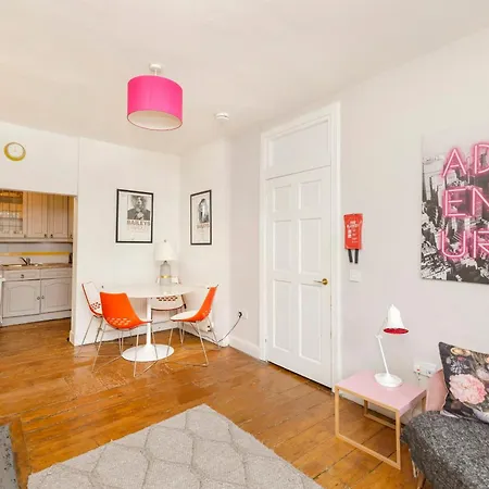Joivy Stunning In Royal Mile Apartmán Edinburgh
