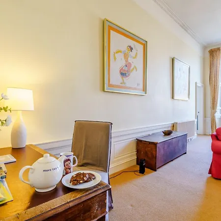 3 Bed In 79008 爱丁堡
