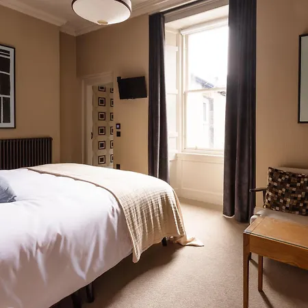 ホテル 3 John's Place Townhouse エディンバラ