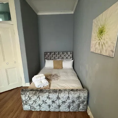 דירה Comfortable 2br Relax & Explore