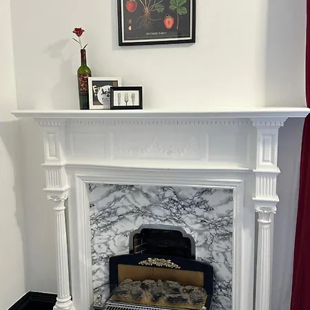 Stylish 3 Bed 2 Bath Ground Floor Main Door Flat In Marchmont Apartmán *