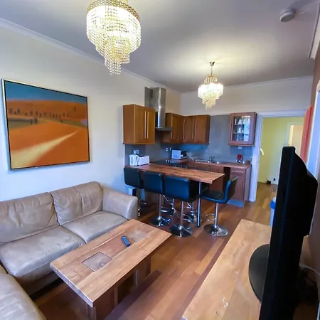 Charming Old Town Flat By Royal Mile *