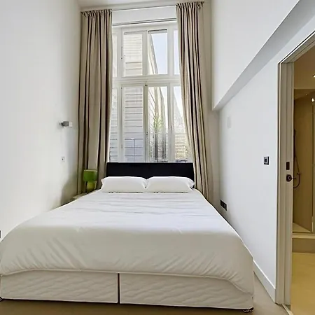 דירה Charming Modern Central Apartment *