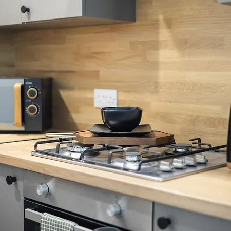 Apartamento Sleek Canalside In *