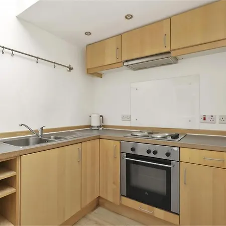 Haymarket Flat Sleeps 4 *
