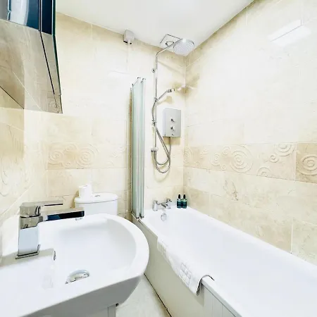 Centre Escape With Private Garden *