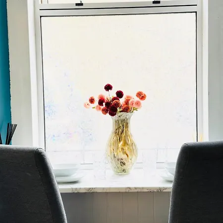 Centre Escape With Private Garden Appartement