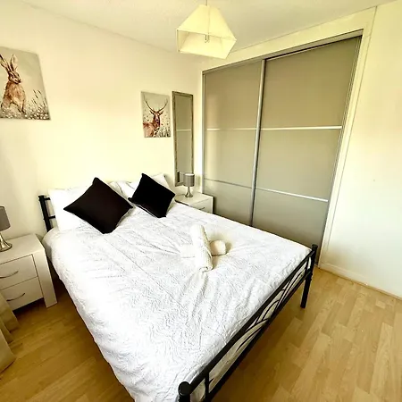 Kings Luxury - Free Parking And Fast Broadband