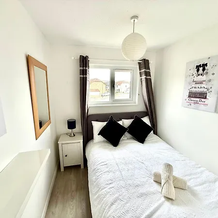 Kings Luxury - Free Parking And Fast Broadband * Edinburgh