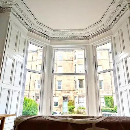 Festival Let In Ground Floor Flat