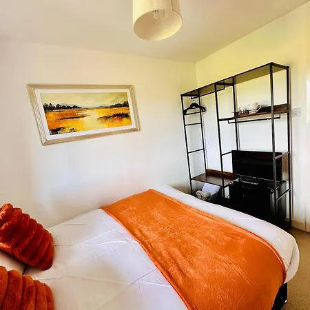 Easy * Edinburgh