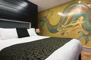 Le Monde Hotell 4*