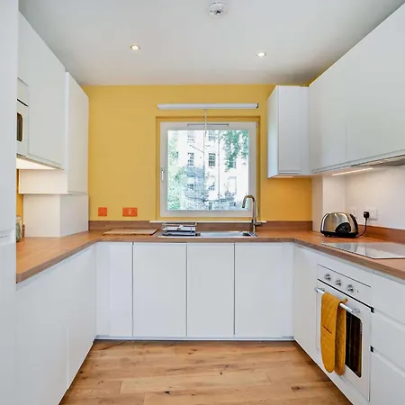 아파트 House Close To Old Town *