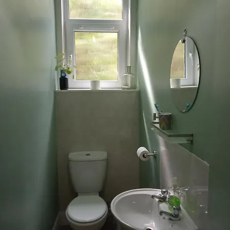 Lovely Flat In Gorgie, דירה *