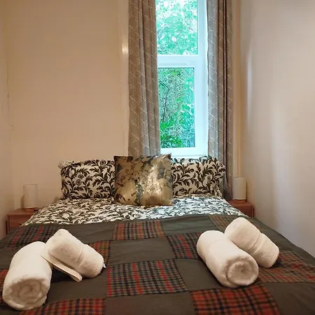 Lovely Flat In Gorgie, דירה אדינבורו