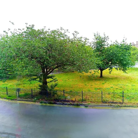 아파트 Bright & Spacious Flat By Murrayfield Stadium 에든버러