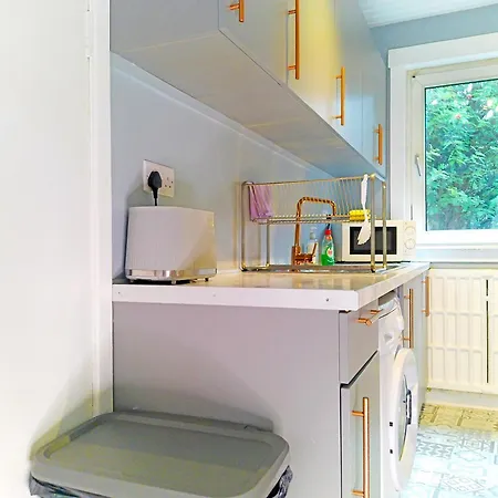 아파트 Bright & Spacious Flat By Murrayfield Stadium *