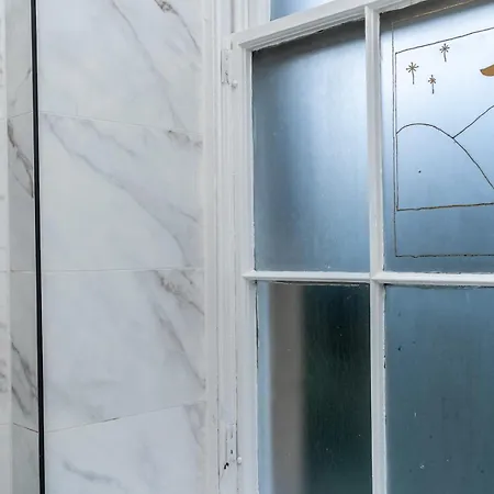 アパート Pass The Keys Beautiful Modern Historical Flat Close To Castle