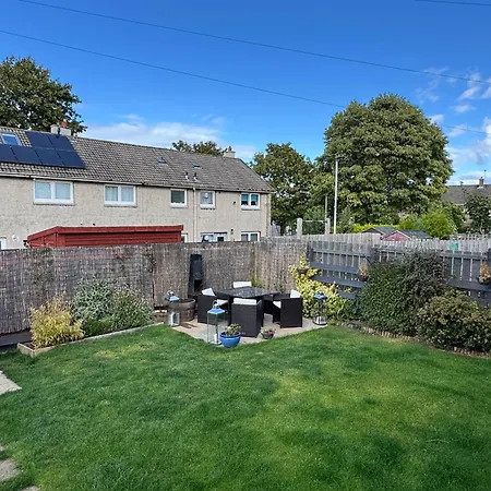 From Frühstückspension Edinburgh