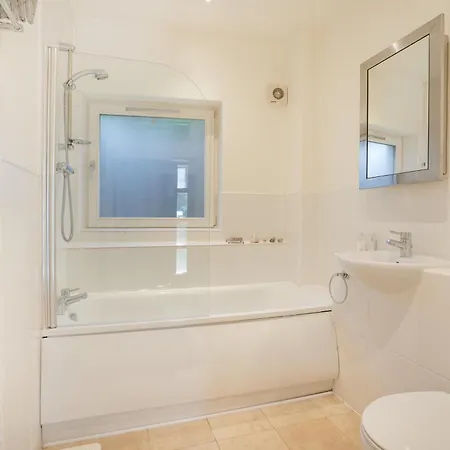 아파트 House Close To Old Town *