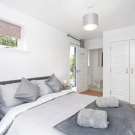דירה Free Parking - Centre - Sleeps 5 - Modern