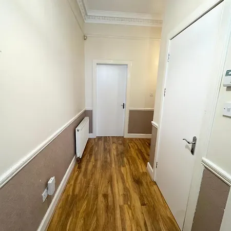 2 Bed Flat In Edimburgo