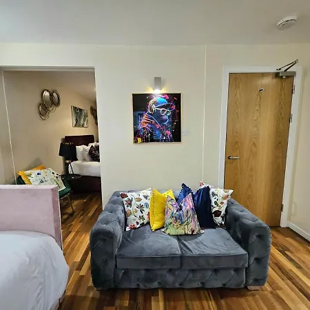 2 Bedroom, 4 Beds -grassmarket *