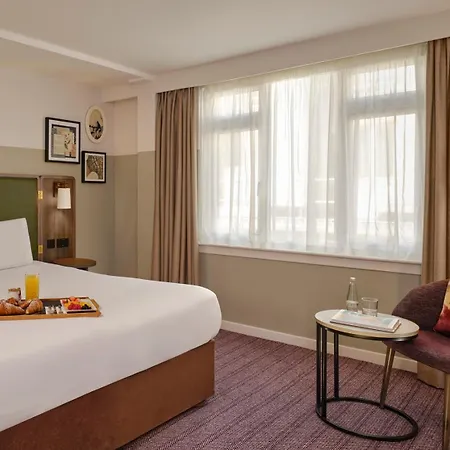 Mount Royal By The Unlimited Collection 4*