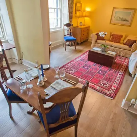 Thistle Street At Heart Of The Centre Apartment *