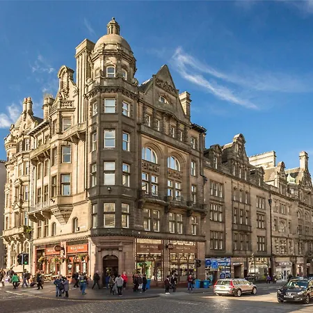 Royal Mile 2bedroom Эдинбург