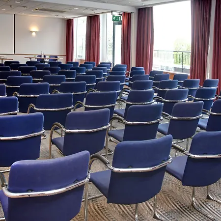 Express West By Ihg 3* 에든버러