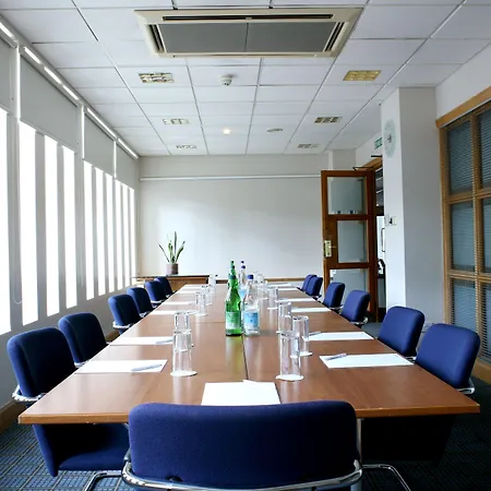 Express West By Ihg Otel